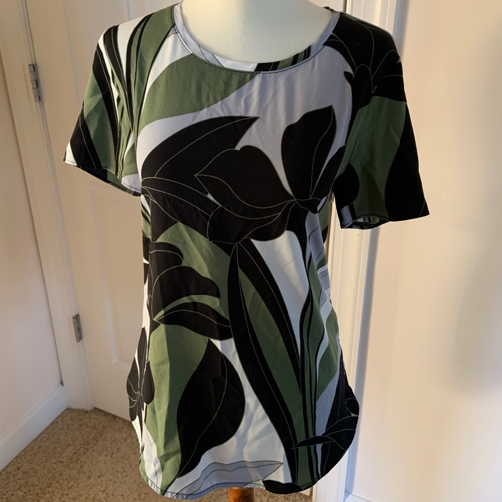 Ann Taylor floral top